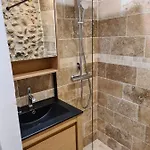 Le Charme D'un Pigeonnier Provencal Avec Piscine Chauffee