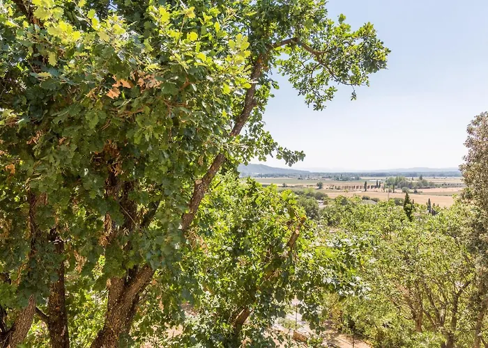 Le Charme D'un Pigeonnier Provencal Avec Piscine Oraison