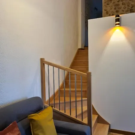 Le Charme D'un Pigeonnier Provencal Avec Piscine 度假居