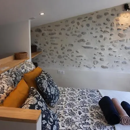 Hébergement de vacances Le Charme D'un Pigeonnier Provençal Avec Piscine